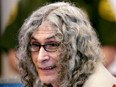 IQ160の“最凶にふてぶてしい”連続殺人鬼・ロドニー・アルカラ! 100人以上レイプ・殺害しながらバラエティ番組出演、新聞社就職!?