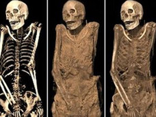 【1300年前】女性ミイラの太ももにタトゥー!! 男の名前が刻まれていた!