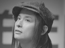 中山美穂離婚騒動、辻仁成のキリスト化が原因だった!?
