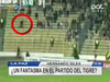 【動画】生放送中に幽霊がサッカースタジアムを爆走!! 南米で話題に!!