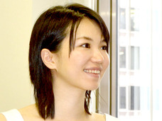 ガンジス川で透明人間と儀式!? ソマリア公式マスコットガール・小林かなこがキュート!!