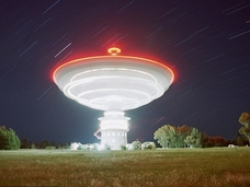 宇宙の彼方から届く謎の電波!! ついに「異星人からのメッセージ」を観測か!?