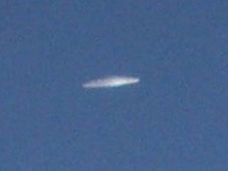 チリ政府機関がUFOと断定? 鉱山の上空に現れた飛行物体の写真を公開!