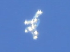 【動画】天使? それとも妖精? 前代未聞の“美しすぎるUFO”に愛好家も大興奮!!