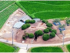 【都塚古墳】ピラミッド型の大型古墳発見! 古代日本に伝わった最新建築技術の物証か!?