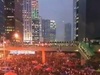 【驚愕映像】香港デモの上空にUFO出現!! 中国政治は宇宙全体の懸念事項だった!?