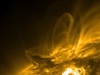 太陽フレアを観察する超巨大UFO!? 「太陽の異変」を宇宙人も心配していた?