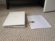 “呪われた”MacBookがオークションに出品される!! 震えが止まらない驚愕の商品説明とは!?