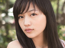 「1人○○」にハマる川口春奈! 「お1人さま大好き芸能人」は人気が低迷する?