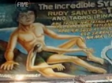腹から人間の頭が生えた男 ― フィリピンのタコ男「オクトマン」