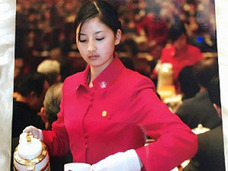 華麗なる変貌に胡錦濤もビックリ!? 中国に“美しすぎる人民大会堂元職員”がいた!!