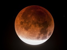 【緊急考察】4月4日に大事件が起こる!? 旧約聖書「ブラッド・ムーンの予言」