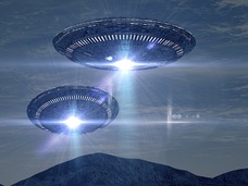 “UFO論争”アントニオ猪木vs防衛大臣が海外でも話題に! 日本は誤解されている?
