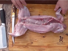 【閲覧注意】ウサギのさばき方のすべて! 生きた状態から、殺して皮を剥ぎ、食用肉となるまで