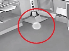 【動画】「オーブ」はこんなにも神秘的に浮遊する! 博物館の監視カメラが捉えた鮮明映像!