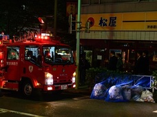渋谷区一角で大停電が発生! 道が真っ暗、警察・消防隊も出動、その時『松屋』は…?