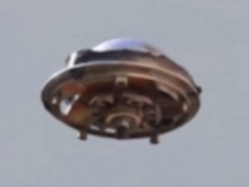 【衝撃動画】「マジで最高のUFOだ!!」謎だらけの“レトロフューチャー”UFO出現!=米・テキサス
