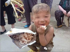 中国農村で豚として7年間育てられた男児を保護 3歳児ほどの体格で、言葉も話せず……