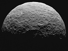 “謎の光点”の正体とは!? 無人探査機ドーンが惑星・ケレスの謎に迫る!