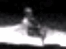 火星で「体育座りをするオジサン」が激写される!