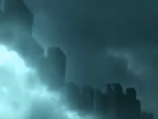 中国上空に突然現れた「天空都市」!! パラレルワールドか? 全人類“奴隷化”計画の一環か?