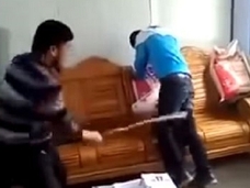 世界のヤバすぎる体罰3 ― 鬼教師の実態を晒す衝撃の動画