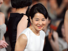 誰も書かない「吉永小百合タブー」 なぜここまで神格化される?