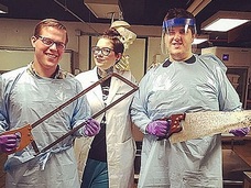 【超・閲覧注意】切断された四肢をInstagramに続々アップ! 奇抜な美人病理学者が伝える「死生観」