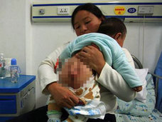1歳半の赤ちゃんの性器が成人サイズに異常発育! 男児にも広がる中国「性早熟症」