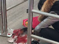 持ち込みを禁止された鴨を、駅構内で屠殺! 中国“野蛮すぎる”鉄道事情