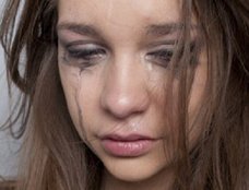 【近親相姦】一族の男たちに犯され続けた農場の女たち ― 幼女強姦、妊娠、獣姦、地獄…モーラー家の地獄絵図
