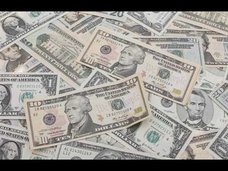 酔っ払い客がうっかりチップに10万円