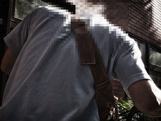 【激写! 心霊写真】プロの写真家が徹底検証…編集部に届いた首なし男の写真、そこに写るはグレイの正体か?