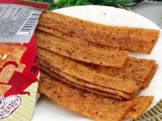 中国スナックの食べすぎが原因か!? 小学生男児の胸が異常発達も、睾丸は「赤ちゃんサイズ」