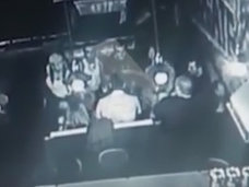【閲覧注意】女だろうと容赦せずボコボコに…! プロのキックボクサーが喧嘩相手を殴り殺した瞬間=ロシア