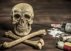 麻薬界の女帝・ヘロインの本当にヤバすぎる快楽とは? 止められない理由と脳内作用を徹底解説!