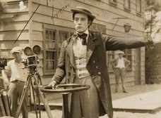 セグウェイは90年前から存在していた! ガチの決定的写真でタイムトラベル疑惑が浮上!