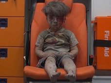 SMAPも五輪もどうでもいい! 地獄のようなシリアの現状を訴えかける5歳少年の表情に衝撃広がる