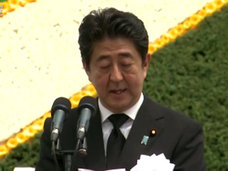 長崎原爆の式典で安倍首相に「改憲反対」と叫んだ参列者を警察が拘束! 取材中の不当聴取なのにマスコミは抗議も報道もせず