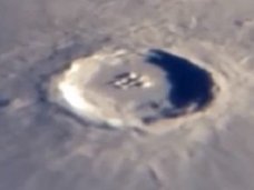 【動画】月面クレーター内部に「宇宙人の基地」が出現!UFO研究家が高性能望遠鏡で撮影成功