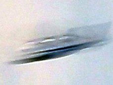 元空軍少佐が告発した“UFO頻出地区”で、戦闘機を猛追するUFOが激写される! 3つの窓までハッキリ
