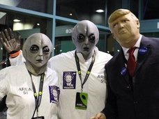 世界初・最大のUFO&宇宙人イベント「エイリアンCON」現地最速レポート! オカルトファンが米国に大集結した最強イベントに震える