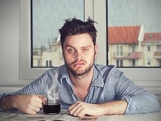 「早起き=健康に良い」は間違いだった!? 朝6時前の起床は致命的?(最新研究)