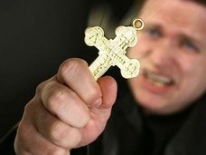 英高級紙がガチ報道「エクソシスムを必要とする人が増えている! 緊急事態だ」 神父が説く“悪魔憑き”急増の背景とは!?