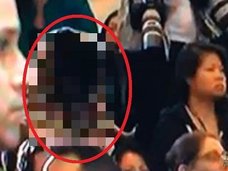 【衝撃】ヒラリーの敗北会見に“死神”が出席していた! 中継映像にクッキリ映り込む!