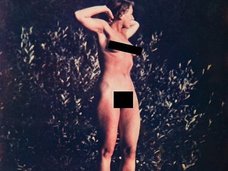 ヒトラーの愛人エヴァ・ブラウンの全裸ヌード写真が2枚も流出! 胸を突き出し、満面の笑み…変態総統が撮影か!?