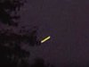 【衝撃動画】黄金の昇り龍か、葉巻型UFOか? 嵐の夜空を電光石火で飛び去る謎の物体が激写される!