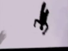 【衝撃動画】UFOアブダクションの決定的瞬間が激撮される! 絶叫とともに回転しながら吸い込まれる男=中国
