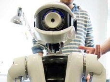 日本でバーチャルホームロボットが発売へ