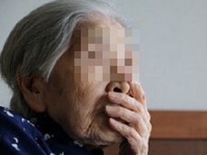 個人経営の学習塾をターゲットに「寸借詐欺」の全国行脚……孫思いの祖母の正体は詐欺師だった!